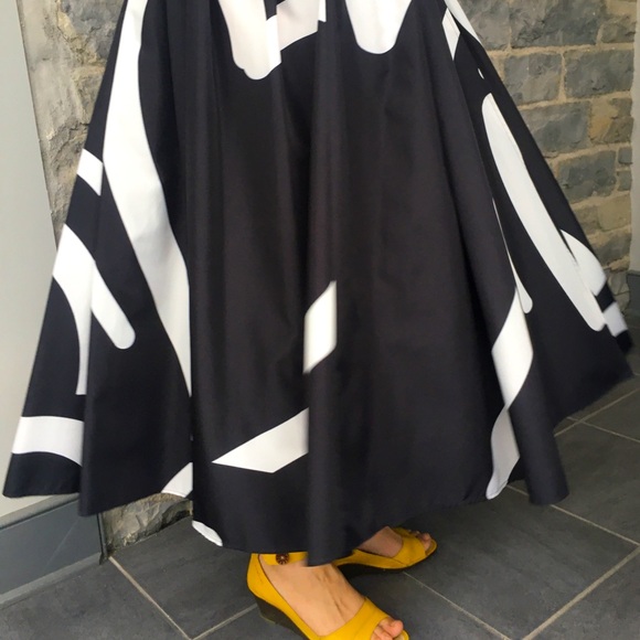 MaxMara Dresses & Skirts - MaxMara Maxi Wrap Skirt